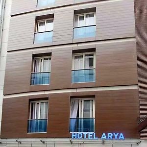 Arya Hotel